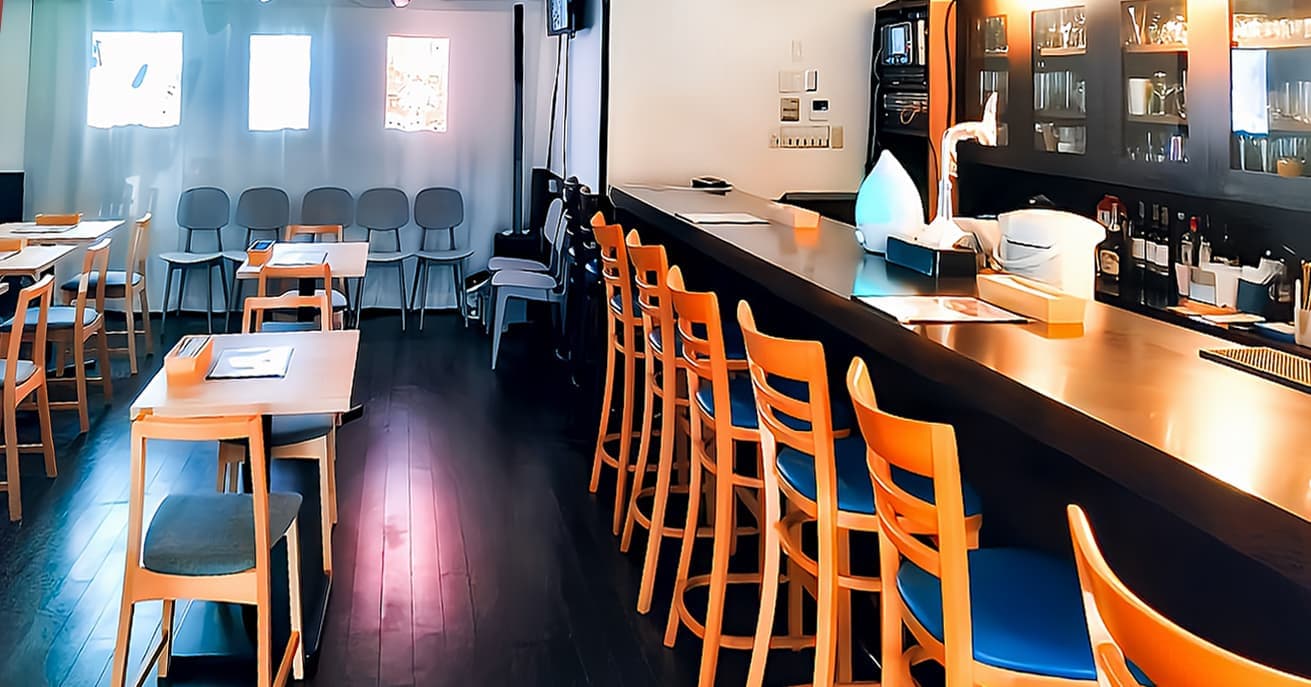 横浜・関内宝石箱カレー店内1